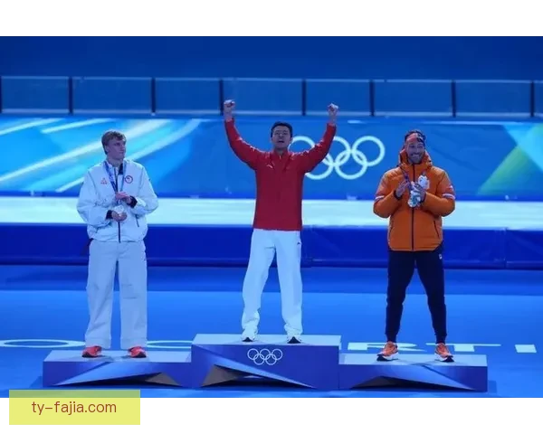 宁忠岩速滑1500米夺金激动落泪